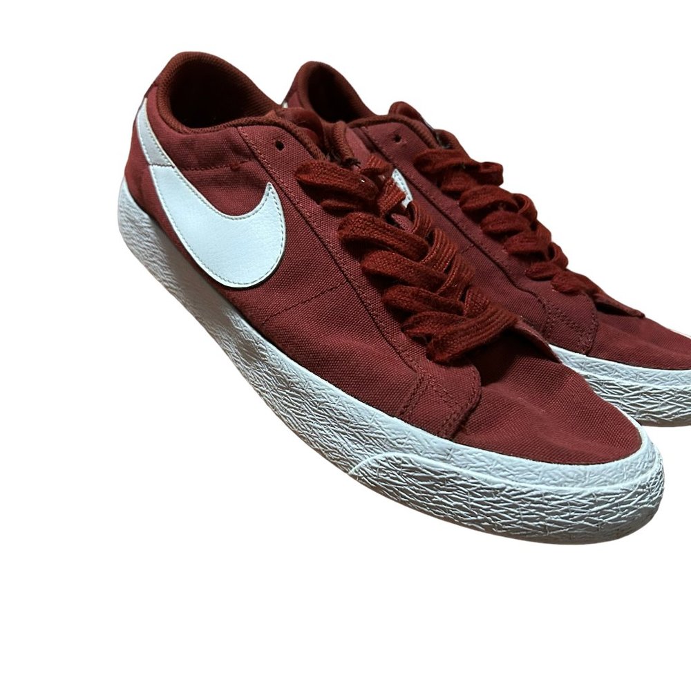 Mens Red Nike SB Blazer Low - Size 10 (cleaned and sanitized with EBKicks)